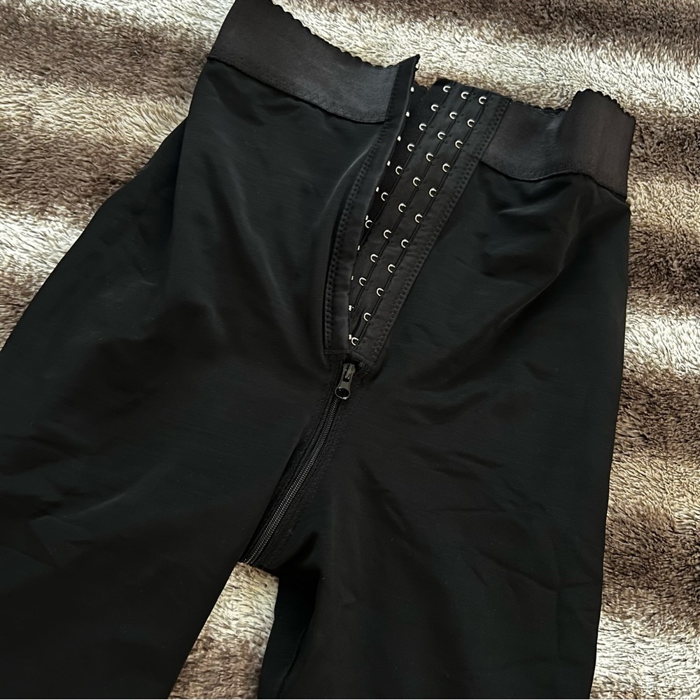 Butt lifter faja short knee length